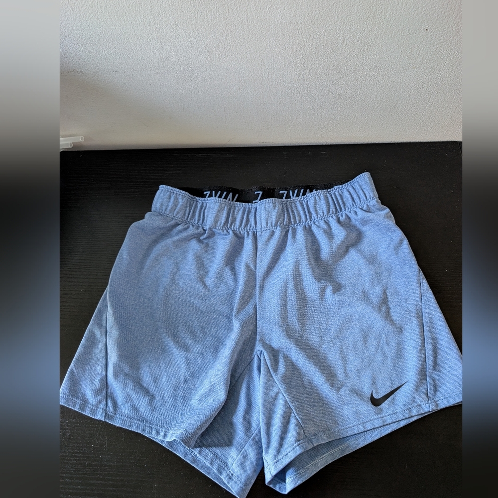 Nike Dri-Fit Women's Size XS Light Blue Training Shorts